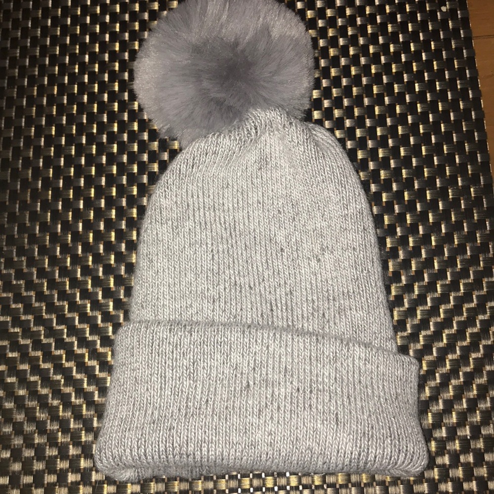 Hat that turns into scarf!!! New in Bag! NWT!